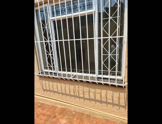 3 BEDROOM PROPERTY TO RENT IN PRIMROSE